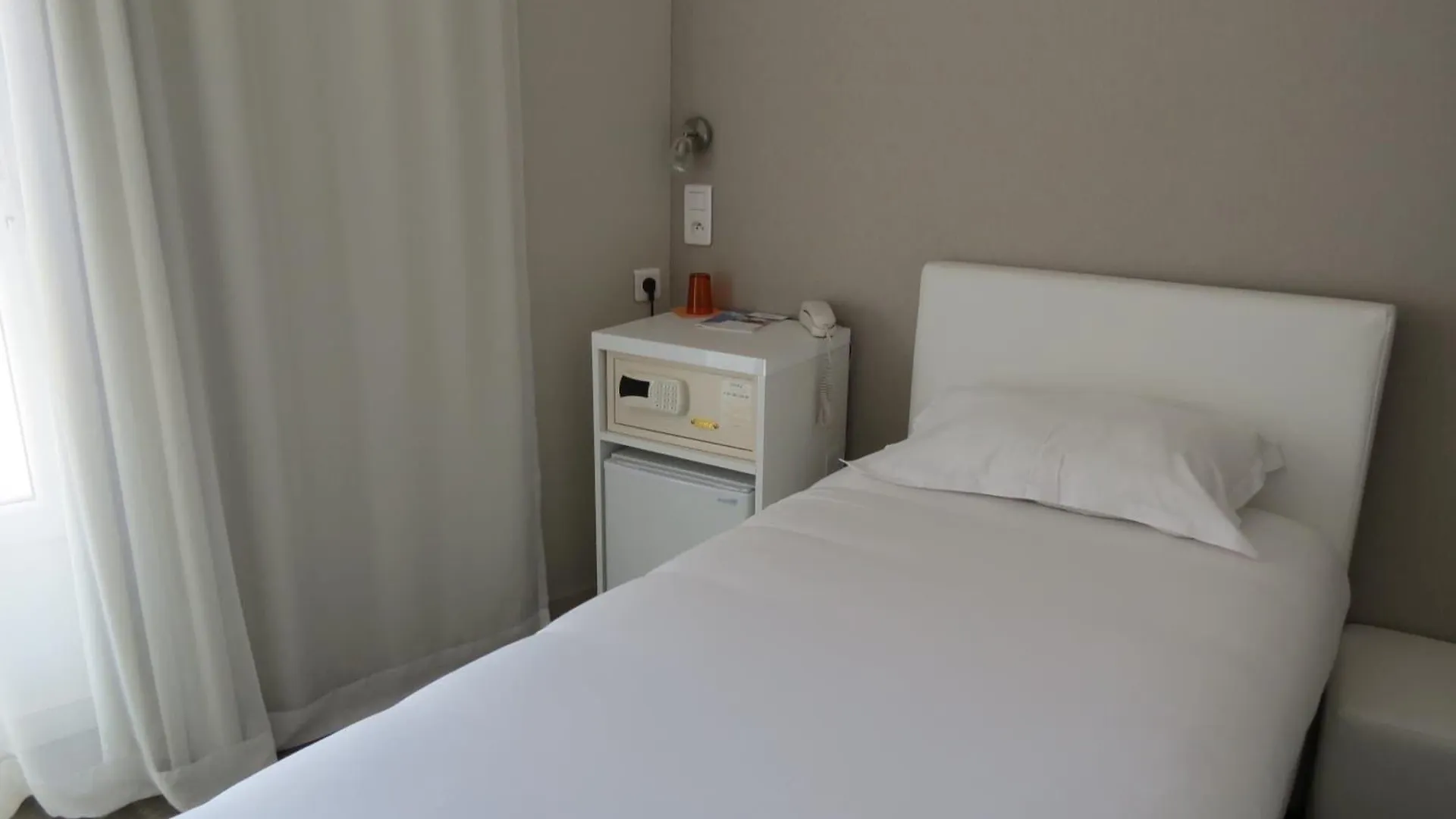 Hotel Ligure Cannes Fransa